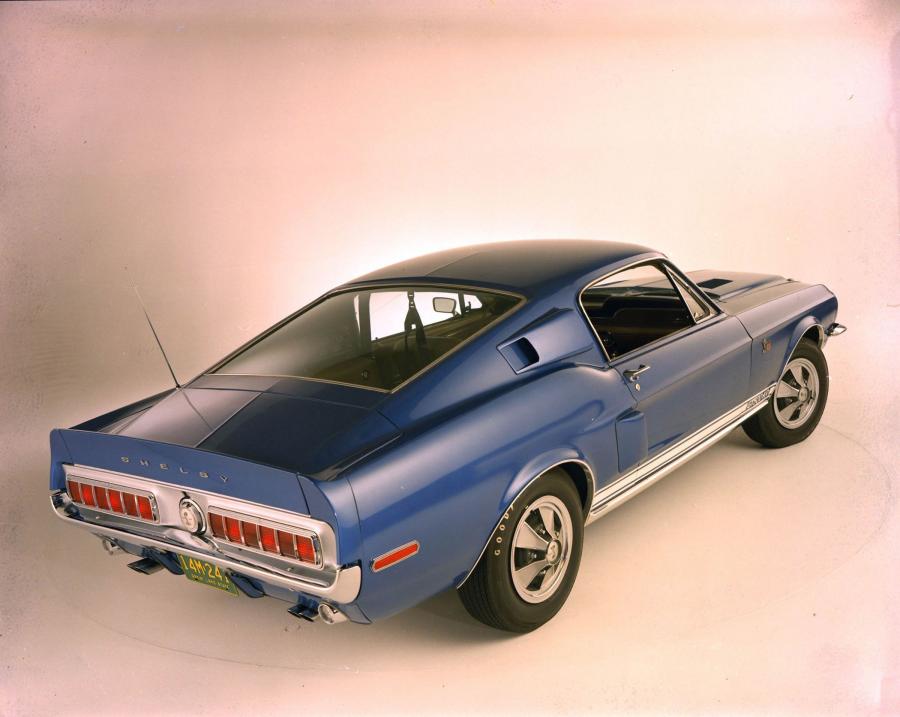  Ford Mustang 1968 года  (фото 2 из 2)